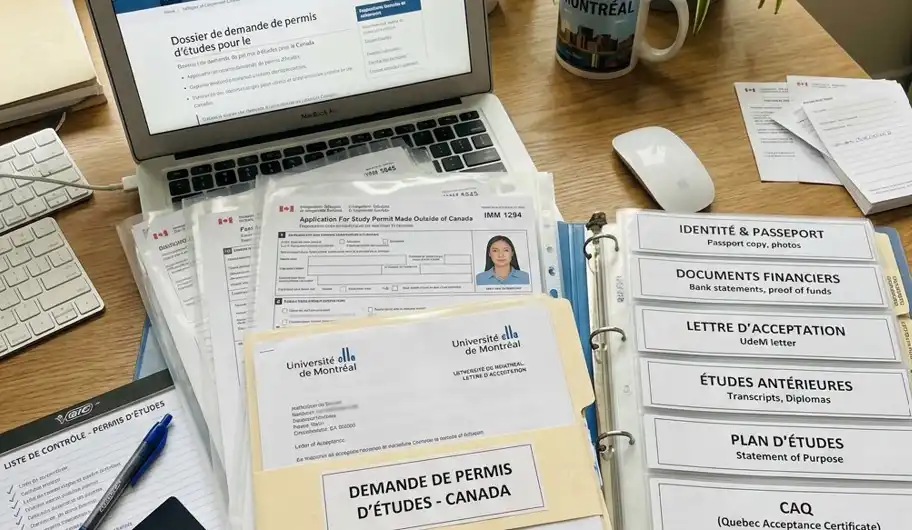 documents d'un dossier de demande de permis d'études pour le Canada classés avant le dépôt 